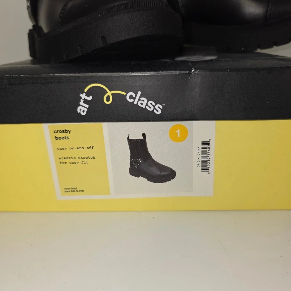 Art Class Crosby Boots Kids Size 1 Black New Harness Moto Lug Sole Side Zip